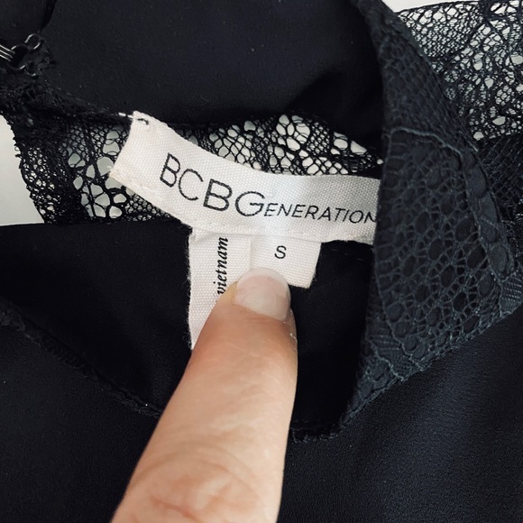 BCBG Generation Black High Neck Lace Back Tunic - Picture 5 of 6